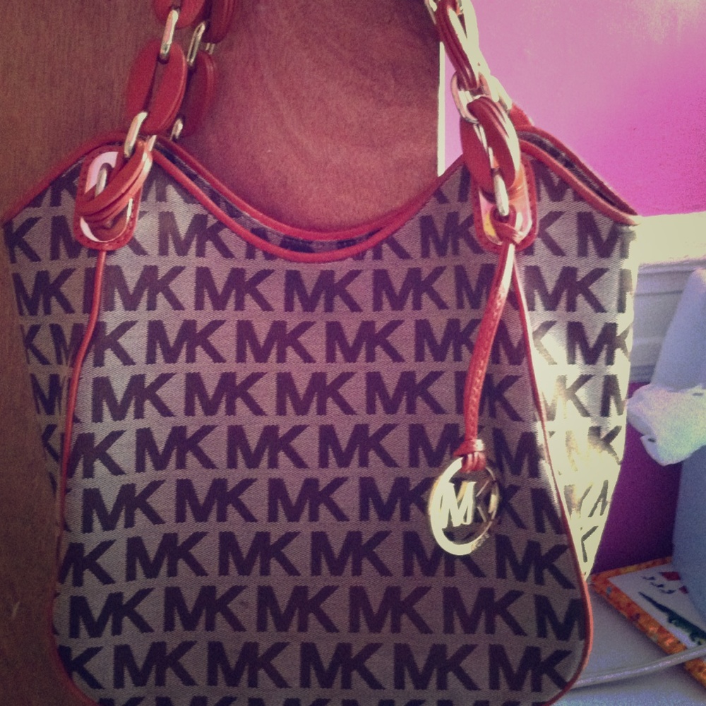 Really Nice Authentic Michael Kors - image 1